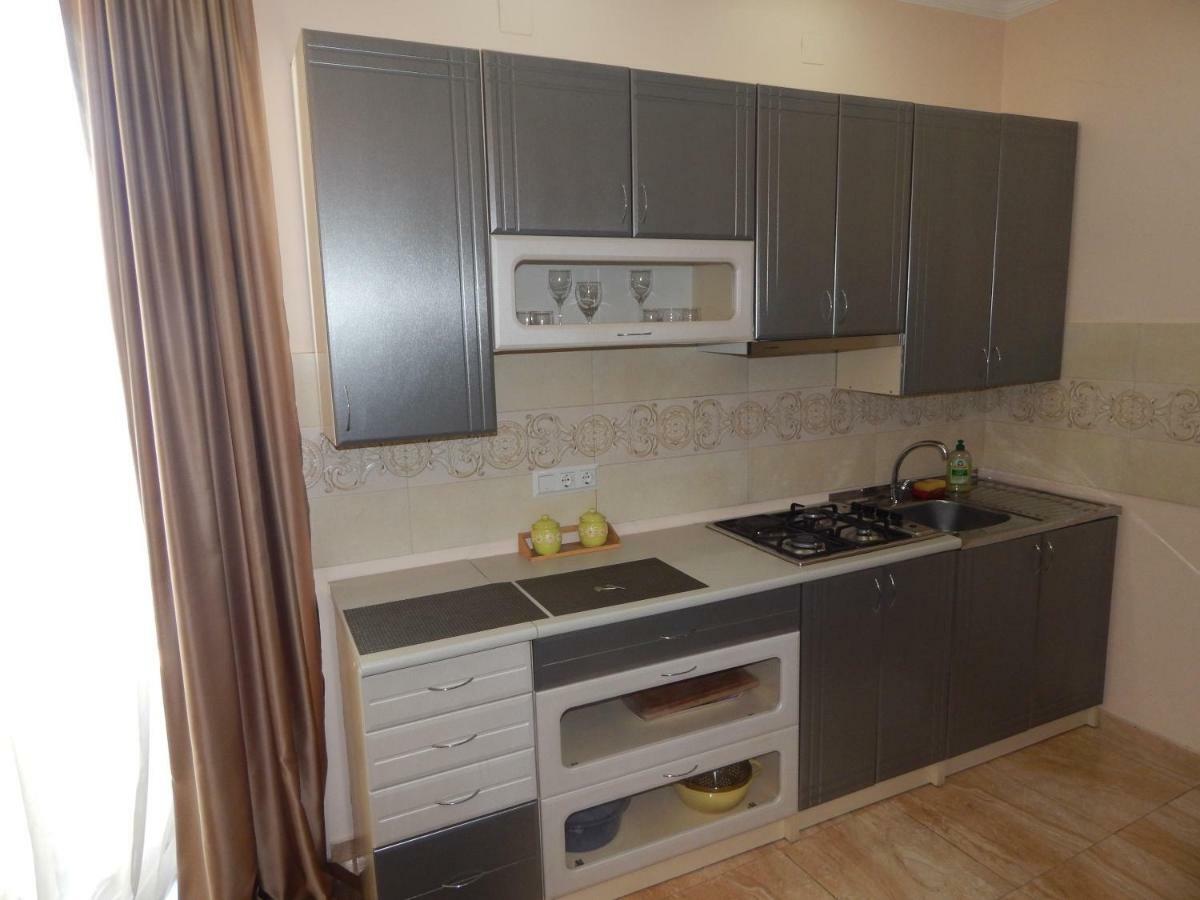 Apartment First Line From Sea Батуми Экстерьер фото